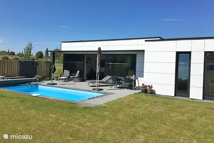Vakantiehuis Berger Duinen Vakantiehuis Villa Courtgène met privé zwembad en whirlpool